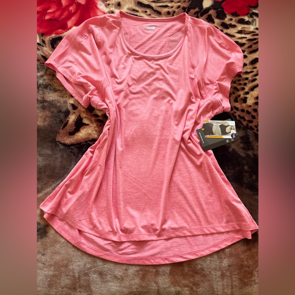 Workout shirt for women’s